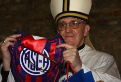 El “cuervo eterno”: así despidió San Lorenzo al papa Francisco, su hincha más querido