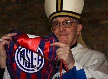 El “cuervo eterno”: así despidió San Lorenzo al papa Francisco, su hincha más querido