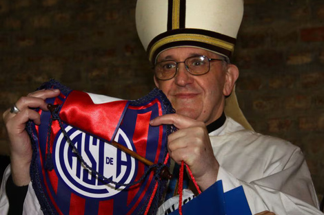 El “cuervo eterno”: así despidió San Lorenzo al papa Francisco, su hincha más querido