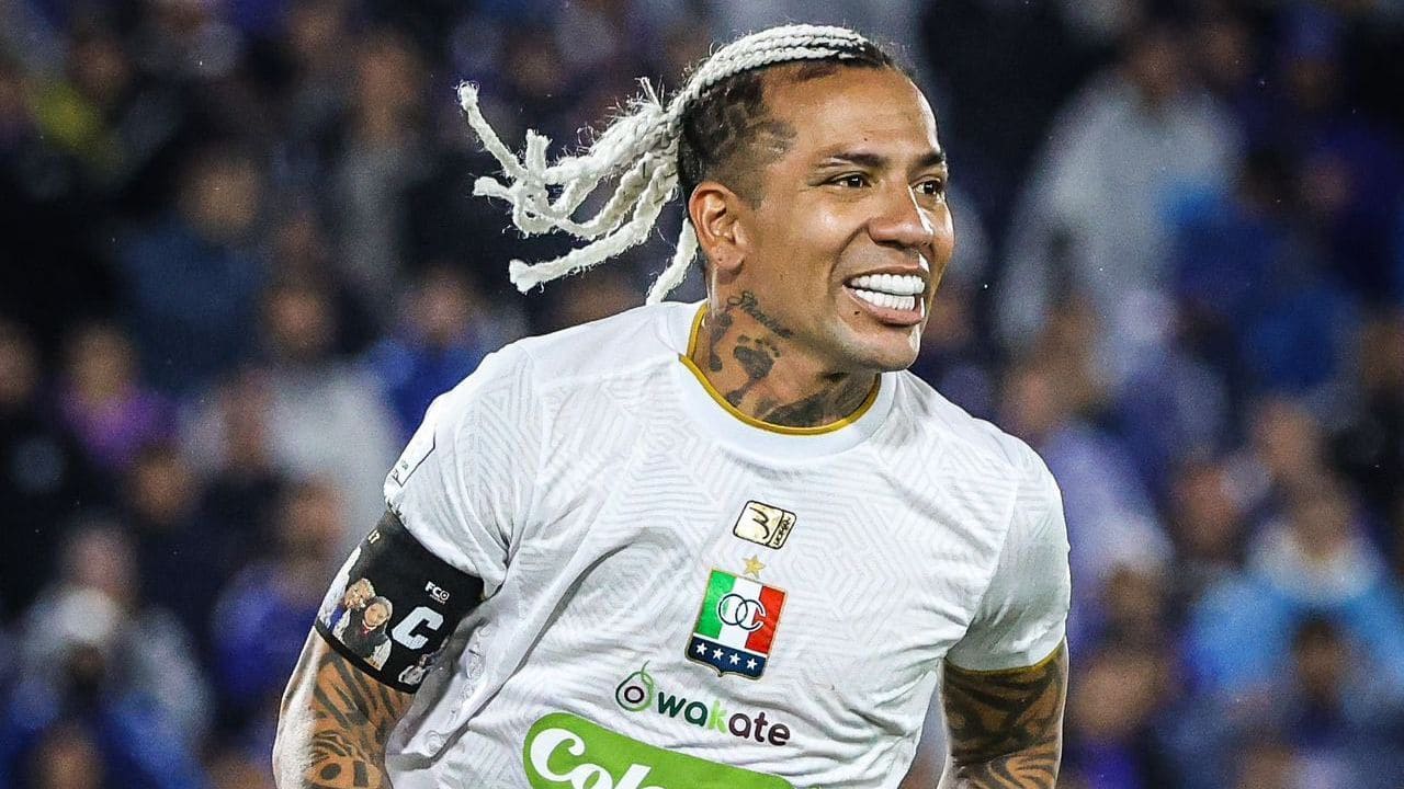 Dayro Moreno se convierte en el máximo goleador colombiano de la historia