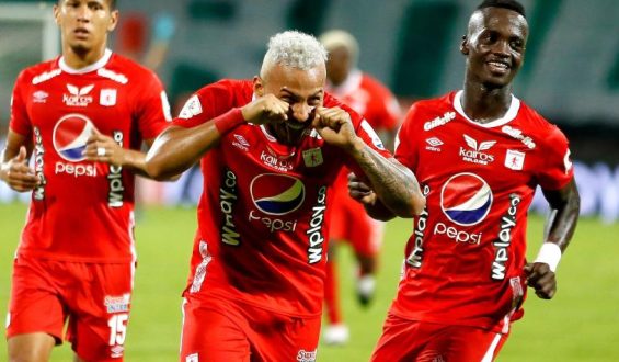 América busca la clasificación y defender su invicto ante Corinthians en Brasil