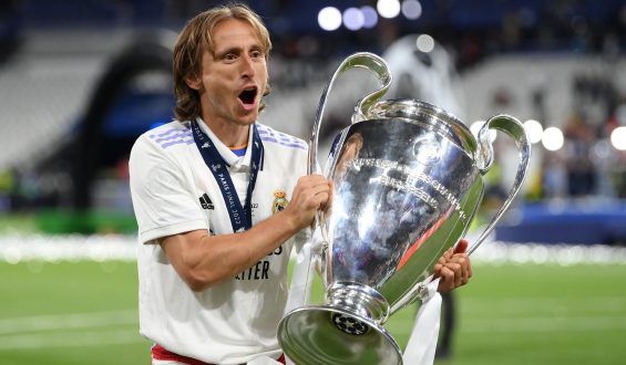 Luka Modrić anuncia su salida del Real Madrid tras el adiós de Ancelotti