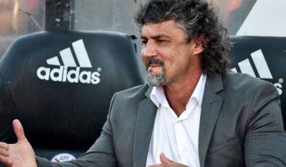 Leonel Álvarez se pronuncia sobre polémico penal no sancionado a Bucaramanga frente a Fortaleza